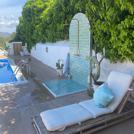 Amira Home Near Sitges Sant Pere De Ribes Exterior photo